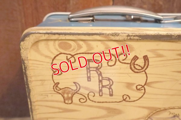 画像7: ct-250618-07 Roy Rogers and Dale Evans / American Thermos 1952 Metal Lunch Box