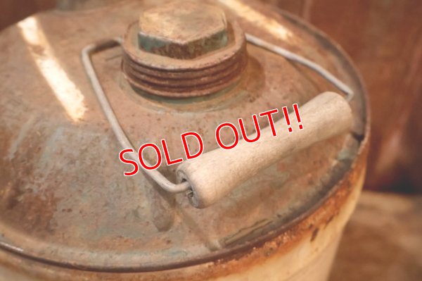 画像9: dp-250618-51 SHELL / 1950's 5 U.S.GALLONS CAN