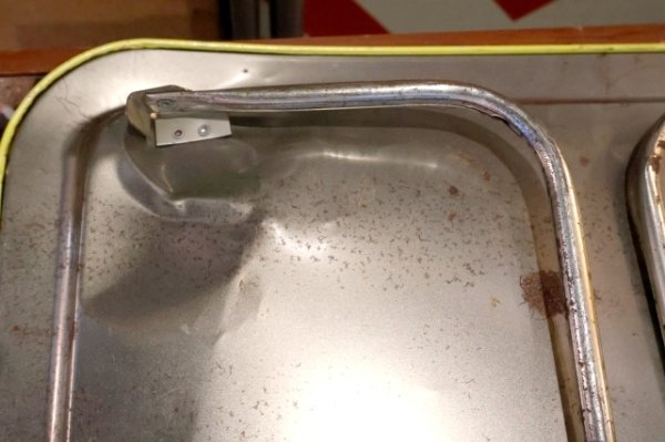 画像11: ct-250618-07 WALT DISNEY CHARACTERS / 1970's Kid's Tin Table