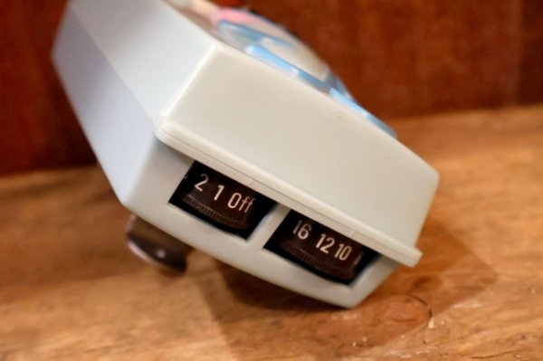 画像3: ct-250618-07 StarKist / Charlie Tuna 1970's Transistor Radio