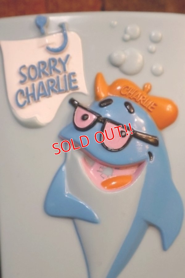 画像2: ct-250618-07 StarKist / Charlie Tuna 1970's Transistor Radio