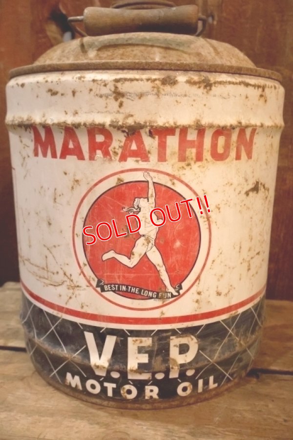 画像3: dp-250618-69 MARATHON V.E.P. 1960's 5 U.S. GALLONS MOTOR OIL CAN