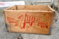 dp-250701-09 7 Up / 1960's-1970's Wood Box