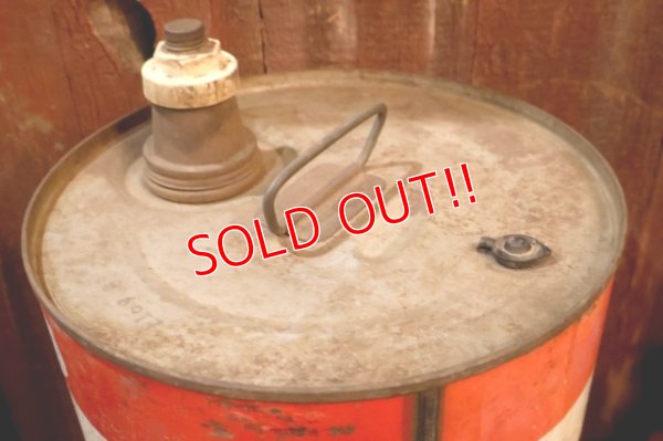 画像8: dp-250618-72 WOLF'S HEAD 1970's 5 U.S. GALLONS MOTOR OIL CAN