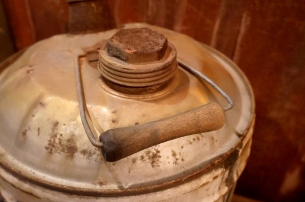 画像8: dp-250618-52 SINCLAIR 1950's 5 U.S. GALLONS MOTOR OIL CAN