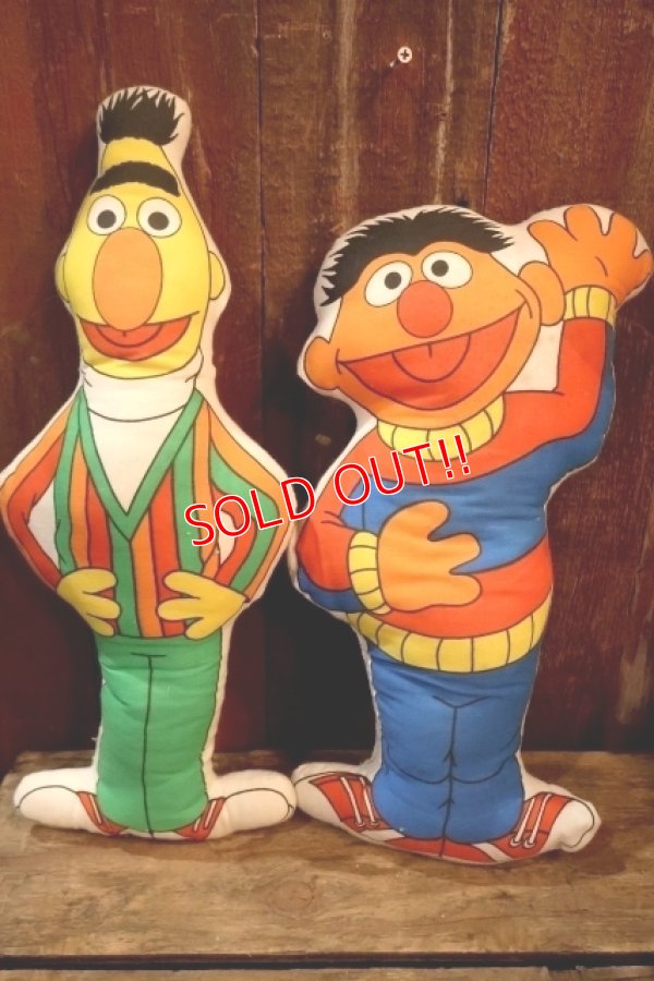 画像1: ct-250618-07 Bert & Ernie / 1980's Pillow Doll Set