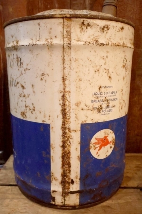 画像5: dp-250618-66 Mobil 1970's 5 U.S. GALLONS OIL CAN