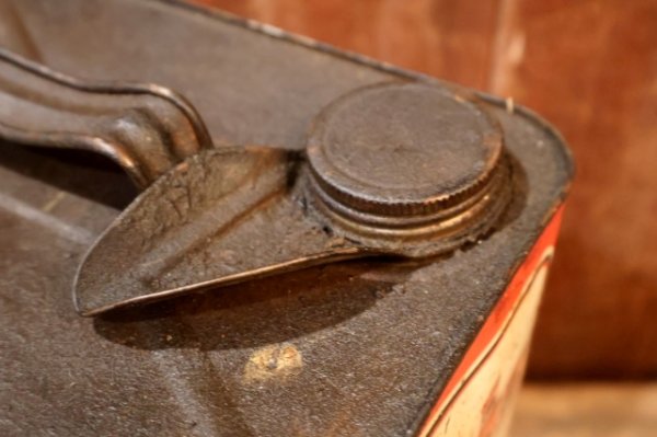 画像7: dp-250618-28 CO-OP 2 U.S.GALLONS MOTOR OIL CAN