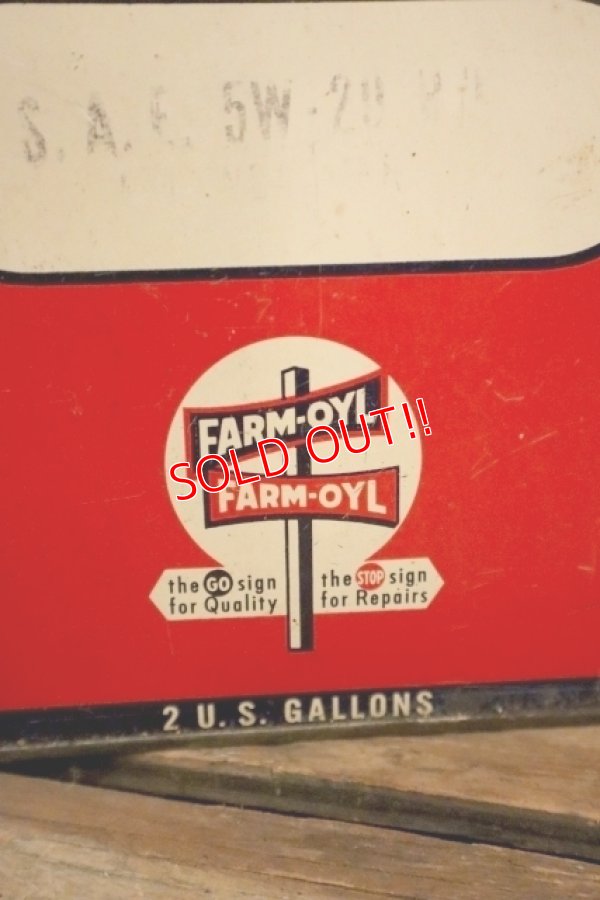 画像2: dp-250618-28 THE FARM-OYL COMPANY 2 U.S.GALLONS MOTOR OIL CAN