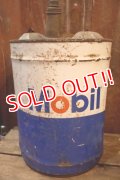 dp-250618-66 Mobil 1970's 5 U.S. GALLONS OIL CAN