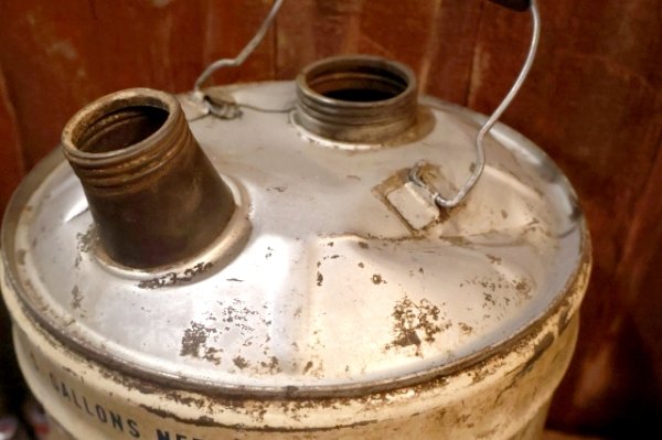 画像8: dp-250618-50 THE PURE OIL COMPANY 1960's 5 U.S. GALLONS MOTOR OIL CAN