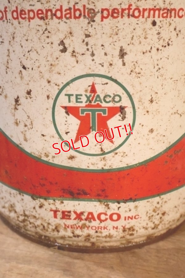 画像2: dp-250618-71 TEXACO 1960's 5 U.S. GALLONS OIL CAN