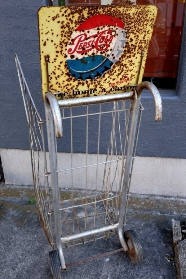 画像11: dp-250618-33 【※店頭ピックのみ】PEPSI-COLA 1950's Crate Carrier Dolly Cart