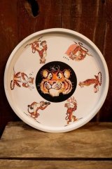 ct-250802-22 Esso Tiger / 1960's Tin Tray