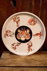 ct-250802-22 Esso Tiger / 1960's Tin Tray