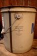 画像6: dp-250618-60 Mobil 1980's 5 U.S. GALLONS CAN