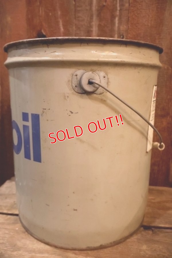 画像5: dp-250618-60 Mobil 1980's 5 U.S. GALLONS CAN