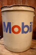 dp-250618-60 Mobil 1980's 5 U.S. GALLONS CAN
