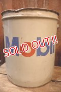 dp-250618-60 Mobil 1980's 5 U.S. GALLONS CAN