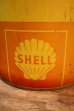 画像2: dp-250804-11 SHELL 1970's 5 U.S. GALLONS OIL CAN (2)