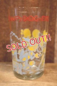dp-250618-17 Bugs Bunny, Honey Bunny and Elmer Fudd / Welch's 1974 Glass