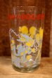 画像1: dp-250618-17 Bugs Bunny, Honey Bunny and Elmer Fudd / Welch's 1974 Glass (1)