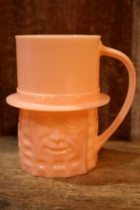 ct-240301-17 PLANTERS / MR.PEANUT 1950's Plastic Mug (Pink)
