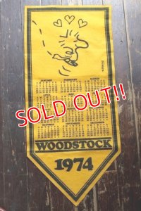 ct-250807-01 Woodstock / Felt Banner 1974 Calendar