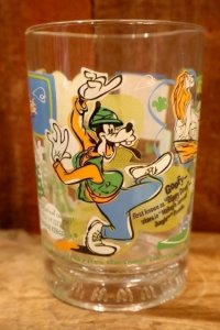 gt-250618-17 Walt Disney / McDonald's 2001 Walt Disney 100 Years of Magic Glass