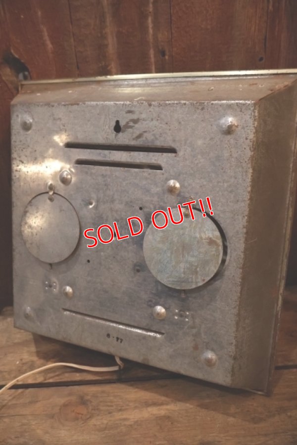 画像14: dp-250618-19 WOLF'S HEAD MOTOR OIL & LUBES 1960's PAM CLOCK