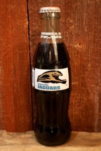 ck-059 Jacksonville Jaguars 1993 30th NFL FRANCHISE Coco-Cola CLASSIC Bottle