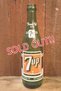 dp-250930-05 7 Up 1960's 12 FL. OZ. Bottle