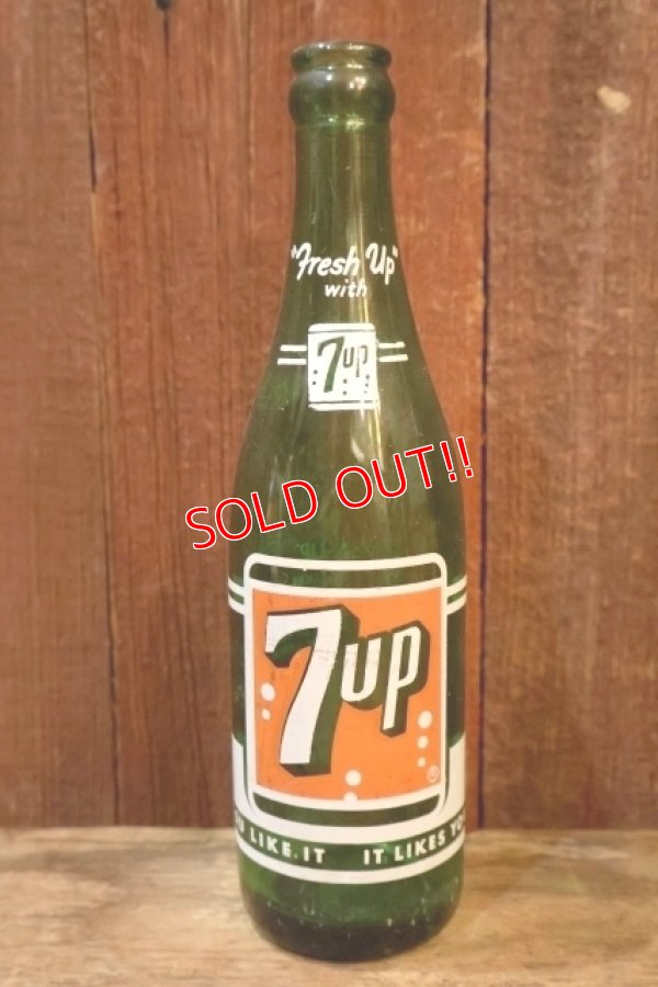 画像1: dp-250930-05 7 Up 1960's 12 FL. OZ. Bottle