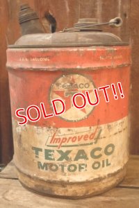 dp-251008-83 TEXACO 1950's  5 U.S. GALLONS MOTOR OIL CAN