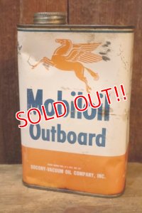 dp-251008-59 Mobiloil 1940's-1950's Outboard 1 U.S. Quart Oil Can