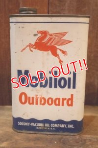 dp-251008-87 Mobiloil 1940's-1950's Outboard 1 U.S. Quart Oil Can