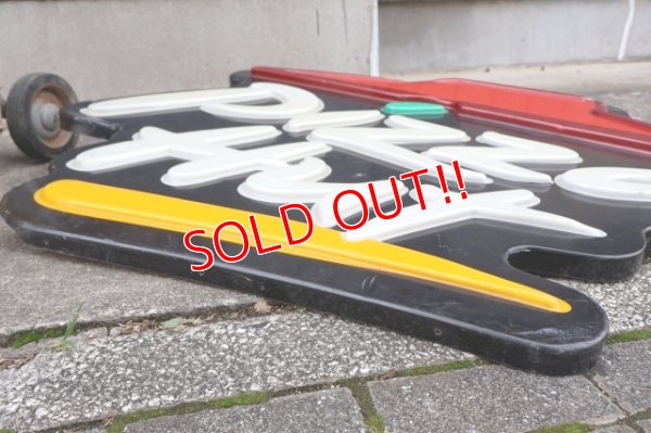 画像13: dp-241225-20 【店頭ピックのみ・発送不可】Pizza Hut 2000's Store Sign