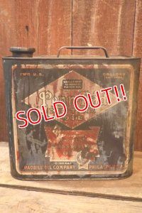 dp-251008-61 RADBILL OIL COMPANY 1930's-1940's Penn-Rad MOTOR OIL TWO U.S. GALLONS CAN
