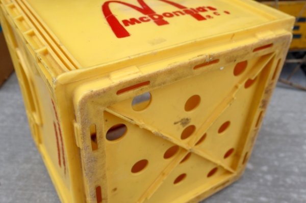 画像14: dp-251010-01 McDonald's 1960's-1970's Plastic Milk Crate