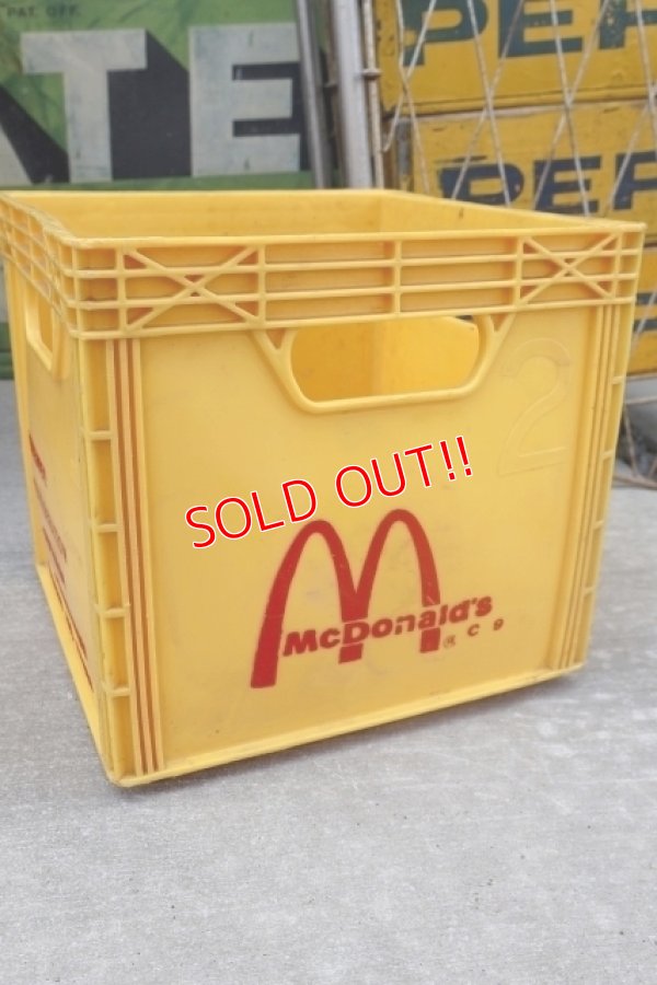 画像1: dp-251010-01 McDonald's 1960's-1970's Plastic Milk Crate