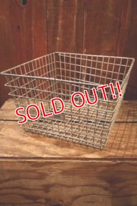 dp-240611-21 FRANK D. COHAN, INC. 1950's-1960's Wire Basket 