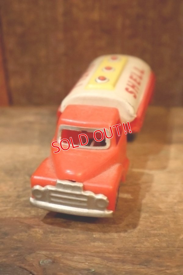 画像2: dp-251105-04 SHELL 1960's Tanker Friction Toy