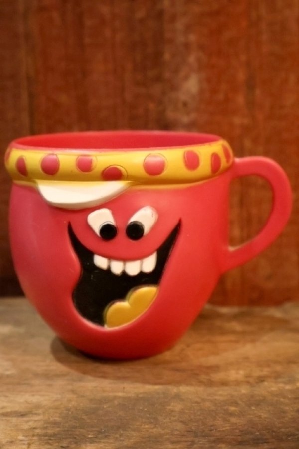 画像1: ct-251201-53 Pillsbury / Funny Face Plastic Mug 1970  "Loud-Mouth Punch"