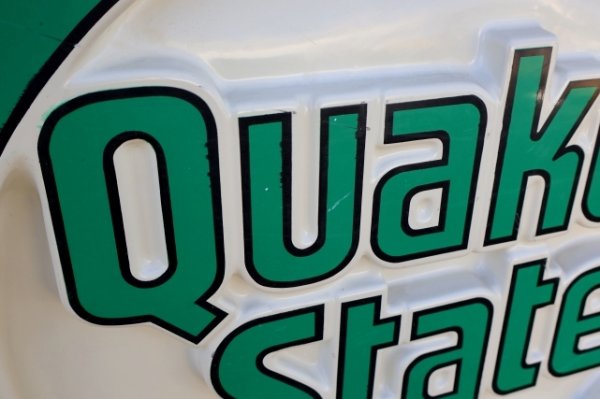 画像2: dp-250531-08 【※店頭ピックのみ】Quaker State 1980's Large Plastic Sign