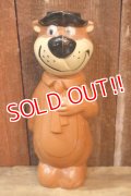 ct-251201-23 Yogi Bear / Knickerbokcer 1960's Plastic Coin Bank