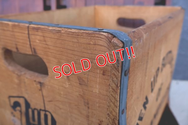 画像6: dp-260106-08 SEVEN UP BOTTLING CO. OF LOS ANGELS 7 Up / 1970's Wood Box