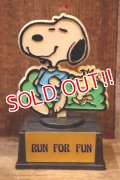 ct-251201-57 Snoopy / AVIVA 1970's Trophy "RUN FOR FUN"