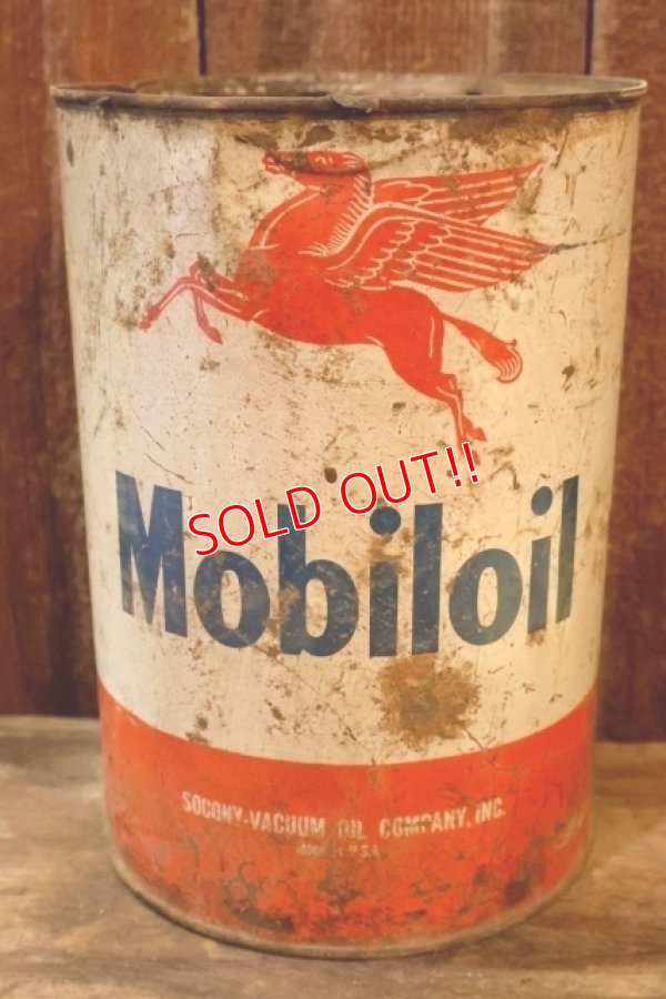 画像3: dp-260204-71 Mobil Mobiloil 1940's-1950's 5 U.S. QUARTS CAN