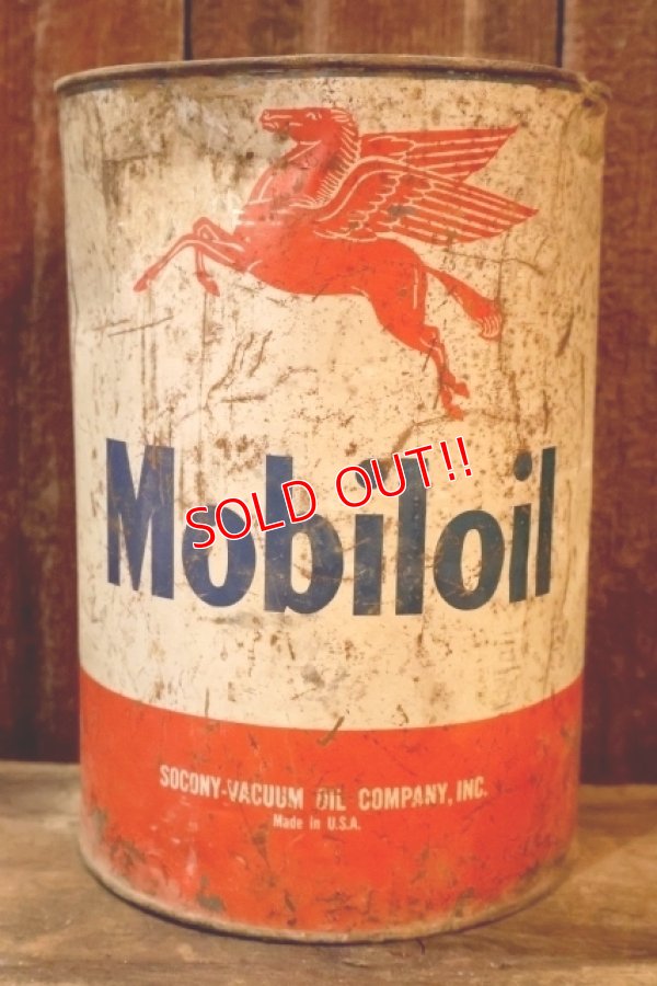 画像1: dp-260204-71 Mobil Mobiloil 1940's-1950's 5 U.S. QUARTS CAN