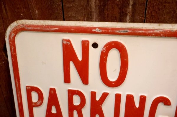 画像2: dp-260204-08 NO PARKING 8 A.M. TO 4 P.M. STEEL EMBOSSED STREET ROAD SIGN